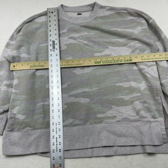 Aerie Oversized Camo Sweatshirt Size XL Green Muted Terry Loungewear Athleisure - Picture 3 of 10